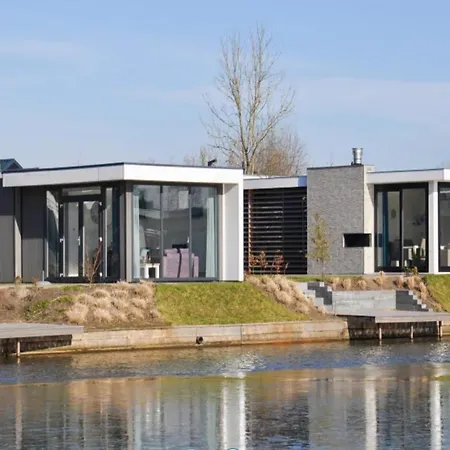 On The Water At The Beautiful Veluwemeer * Nunspeet
