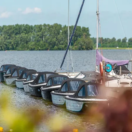 Chalet On The Water At The Beautiful Veluwemeer *
